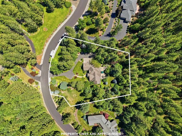 12820 S Fairway Ridge Ln, Spokane, WA 99224