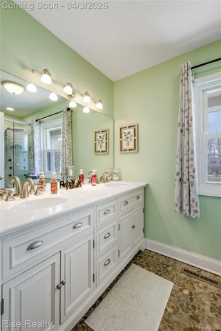 1366 Ox Yoke Drive, Flint Charter Township, MI 48532