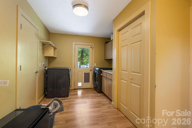 11 Beaumont Drive, Hendersonville, NC 28739