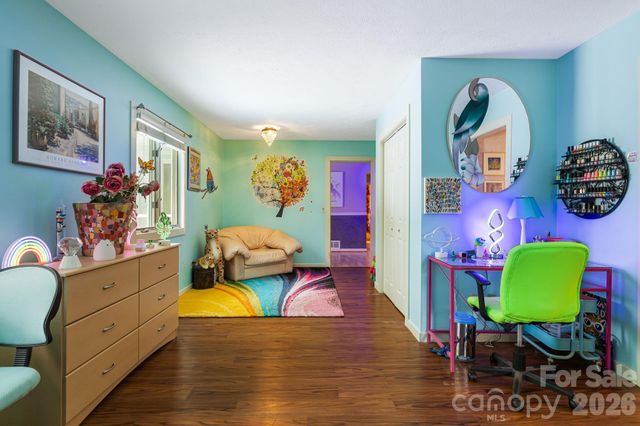 11 Beaumont Drive, Hendersonville, NC 28739