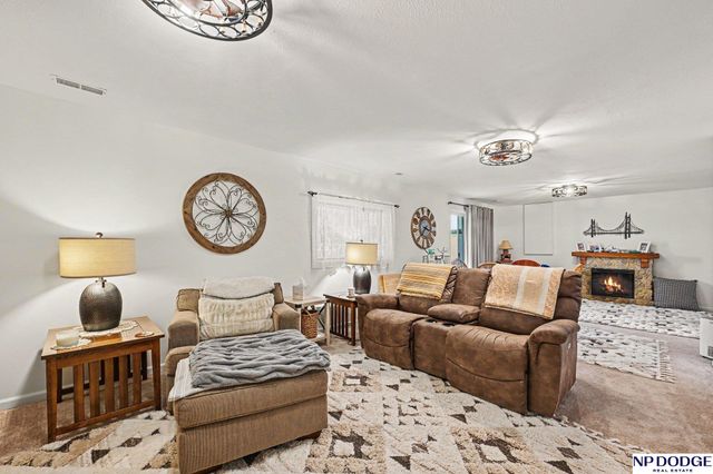 3816 S 191 Avenue, Omaha, NE 68130