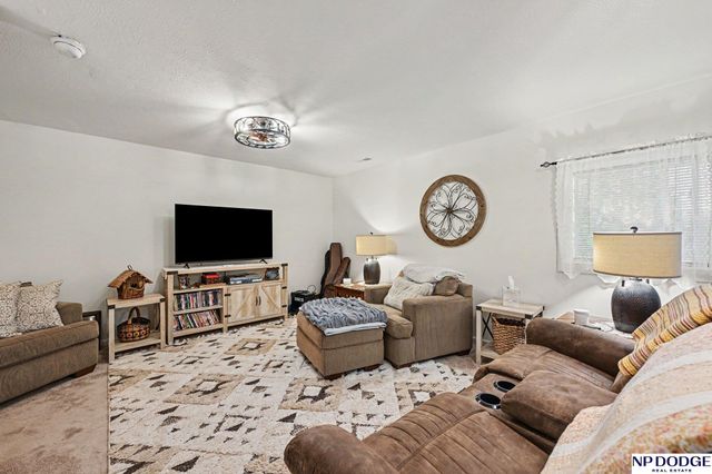 3816 S 191 Avenue, Omaha, NE 68130
