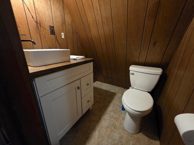 140 Sidetrack Road, Conway, NH 03860