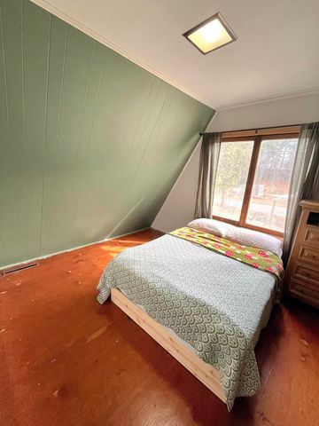 140 Sidetrack Road, Conway, NH 03860