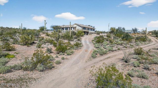 48214 N 33RD Avenue, New River, AZ 85087