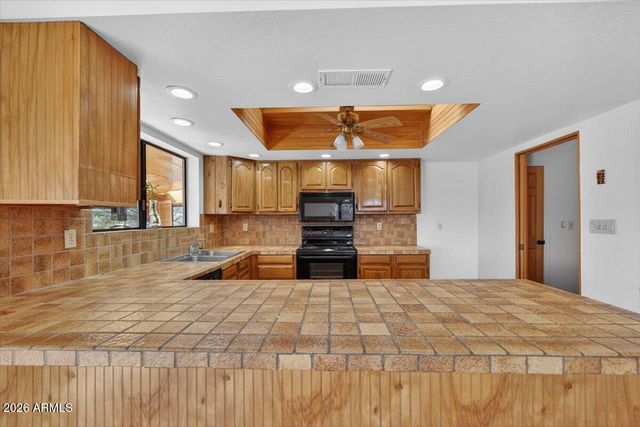 48214 N 33RD Avenue, New River, AZ 85087