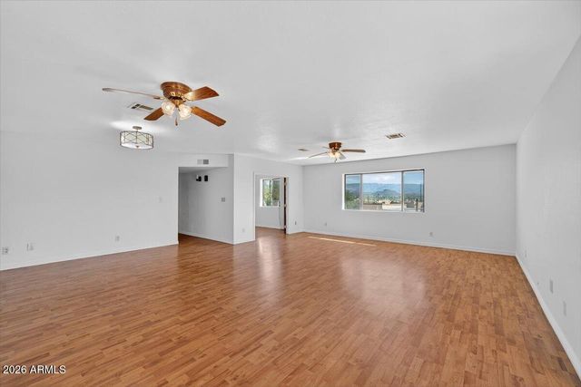 48214 N 33RD Avenue, New River, AZ 85087