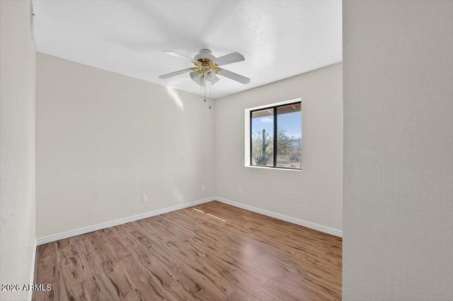 48214 N 33RD Avenue, New River, AZ 85087