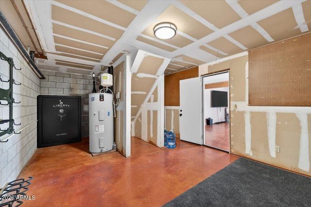 48214 N 33RD Avenue, New River, AZ 85087