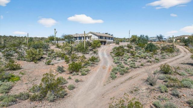 48214 N 33RD Avenue, New River, AZ 85087