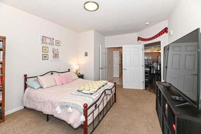 6995 S Riverwood BOULEVARD #S-209, Franklin, WI 53132