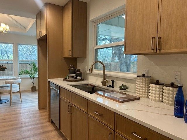 7728 Lemmonwood Drive, Dallas, TX 75231