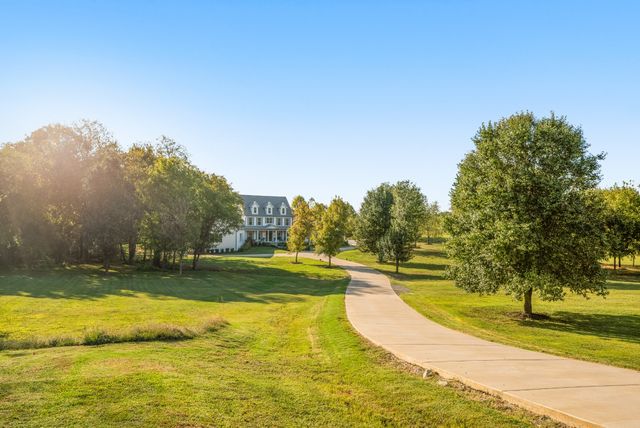 1780 Berea Church Rd, Lebanon, TN 37087