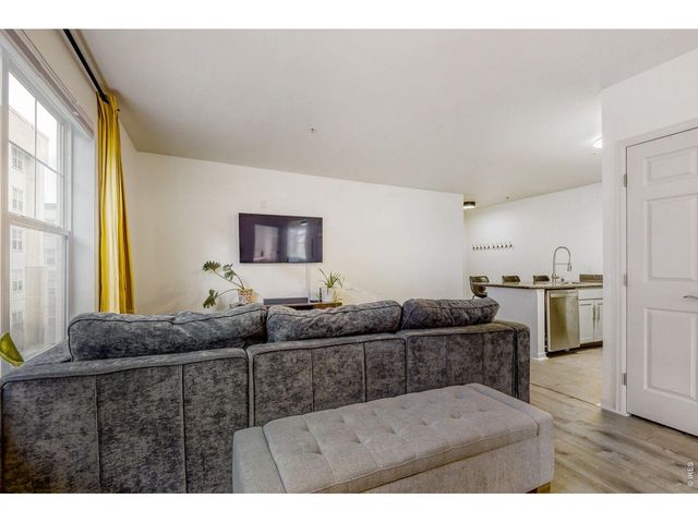 1623 Saint Paul St 310, Denver, CO 80206