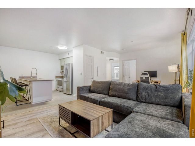 1623 Saint Paul St 310, Denver, CO 80206
