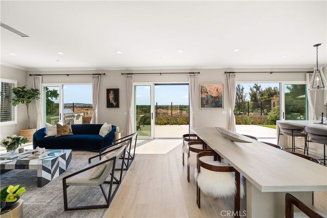 136 Salt Spg, Irvine, CA 92602
