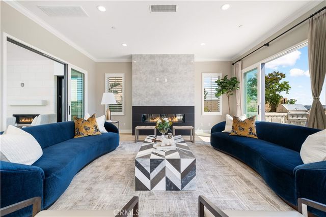 136 Salt Spg, Irvine, CA 92602