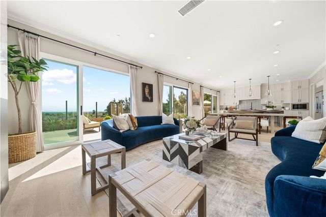 136 Salt Spg, Irvine, CA 92602