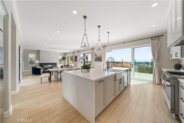 136 Salt Spg, Irvine, CA 92602