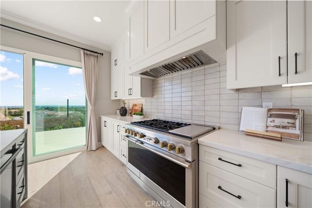 136 Salt Spg, Irvine, CA 92602