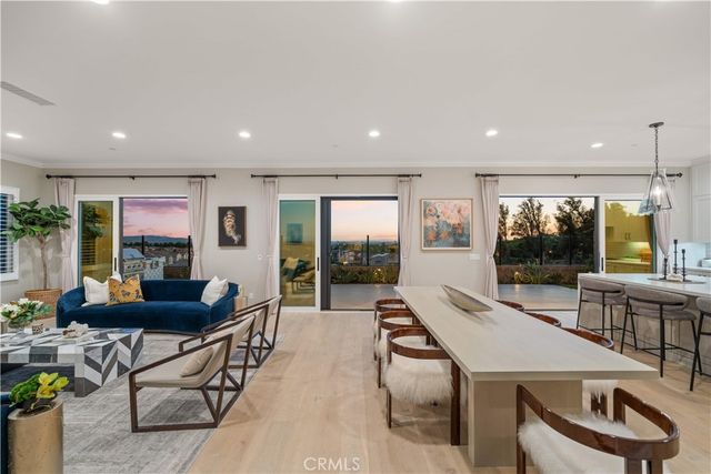 136 Salt Spg, Irvine, CA 92602
