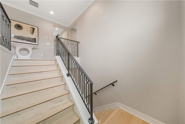 136 Salt Spg, Irvine, CA 92602