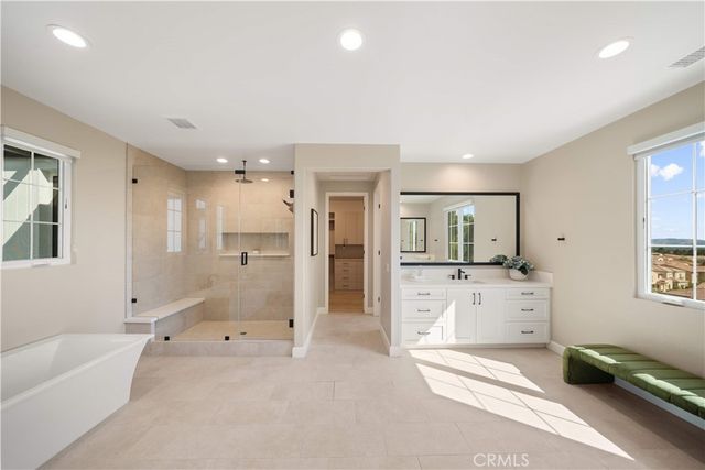 136 Salt Spg, Irvine, CA 92602