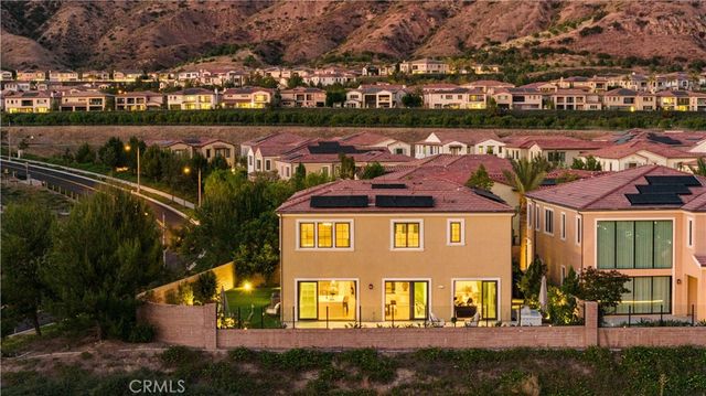 136 Salt Spg, Irvine, CA 92602