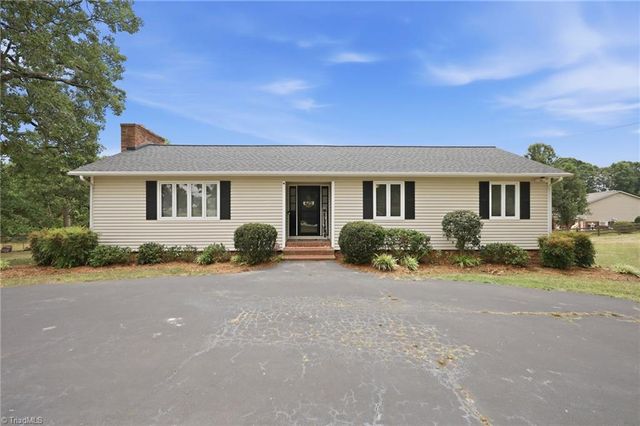 312 Aldridge Road, Archdale, NC 27263