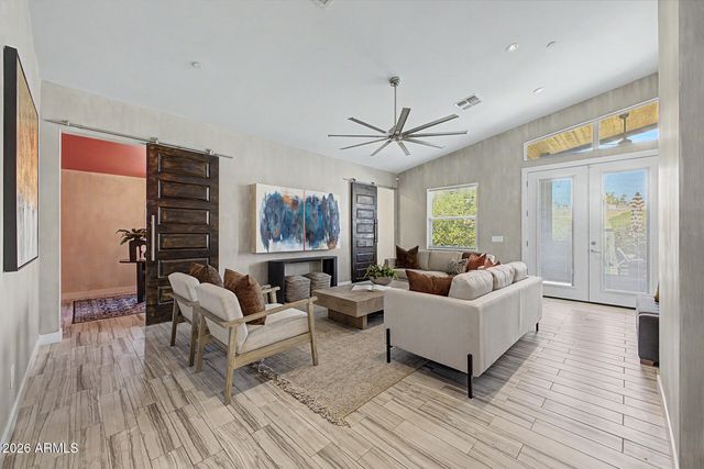 8302 E HEATHERBRAE Avenue, Scottsdale, AZ 85251