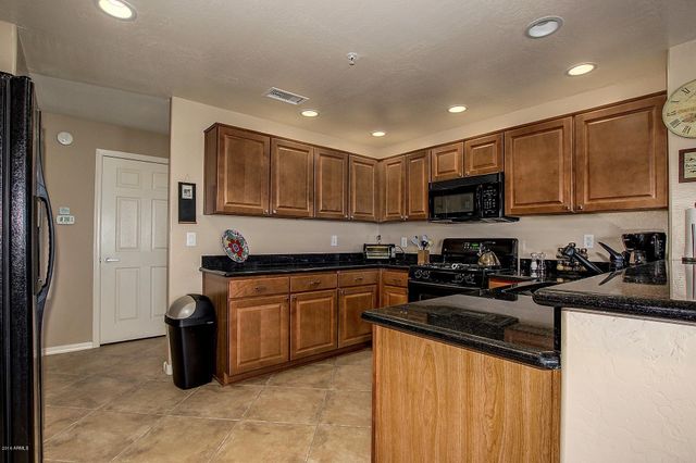 16800 E EL LAGO Boulevard 2064, Fountain Hills, AZ 85268