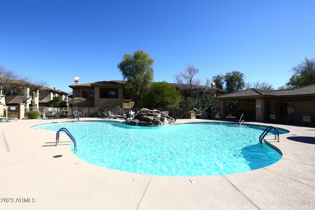 16800 E EL LAGO Boulevard 2064, Fountain Hills, AZ 85268