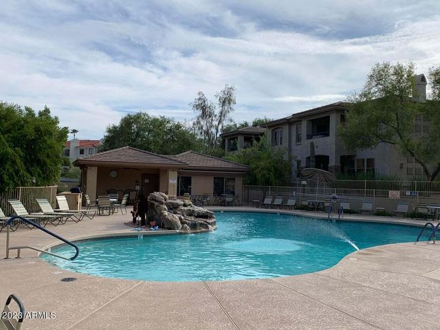 16800 E EL LAGO Boulevard 2064, Fountain Hills, AZ 85268