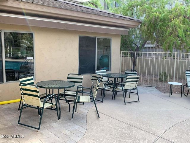 16800 E EL LAGO Boulevard 2064, Fountain Hills, AZ 85268