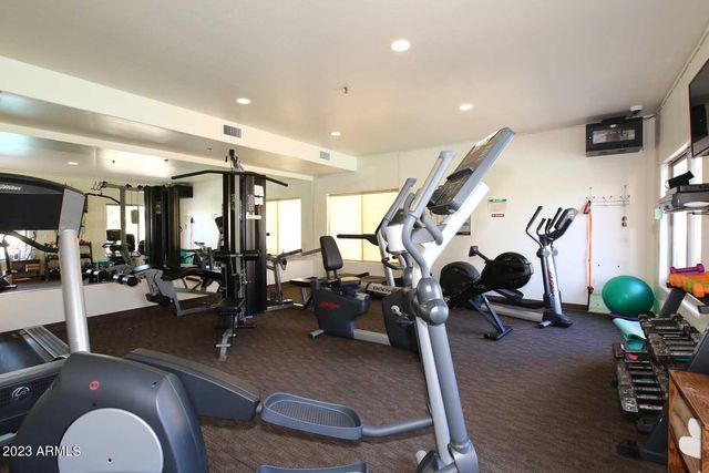 16800 E EL LAGO Boulevard 2064, Fountain Hills, AZ 85268