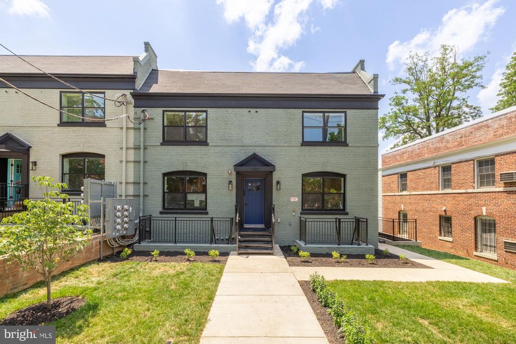 2610 41ST ST NW #7, Washington, DC 20007