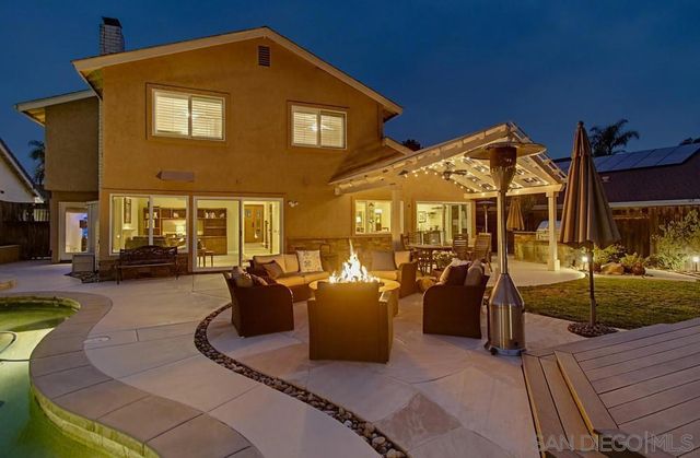 4554 Calle De Vida, San Diego, CA 92124