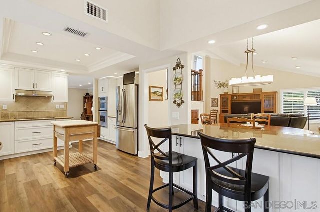 4554 Calle De Vida, San Diego, CA 92124