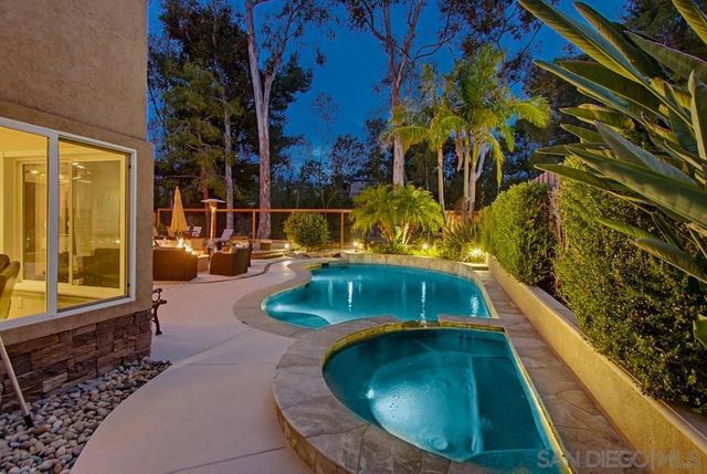 4554 Calle De Vida, San Diego, CA 92124