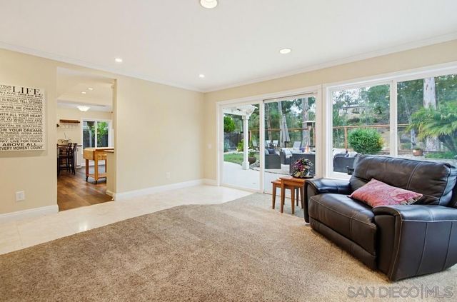 4554 Calle De Vida, San Diego, CA 92124
