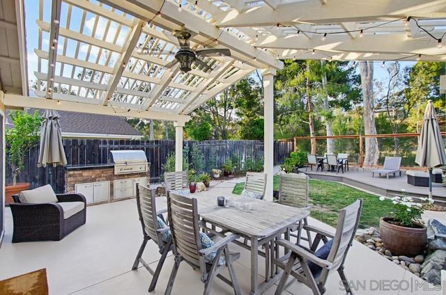 4554 Calle De Vida, San Diego, CA 92124
