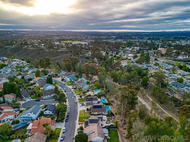 4554 Calle De Vida, San Diego, CA 92124