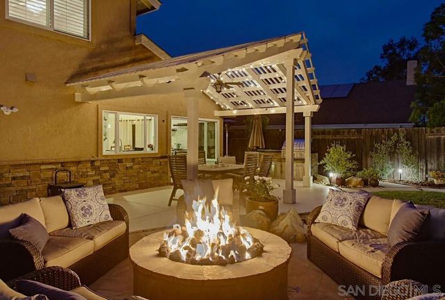 4554 Calle De Vida, San Diego, CA 92124