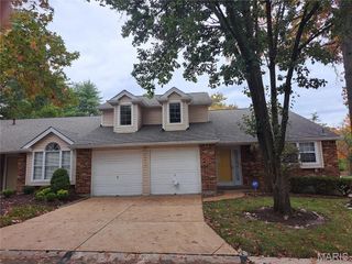 13304 Wood Chapel Drive, Creve Coeur, MO 63141