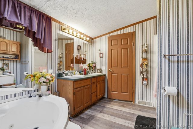 98893 S 4540 Road, Vian, OK 74962