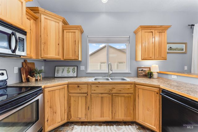 1307 W Belknap, Nampa, ID 83686