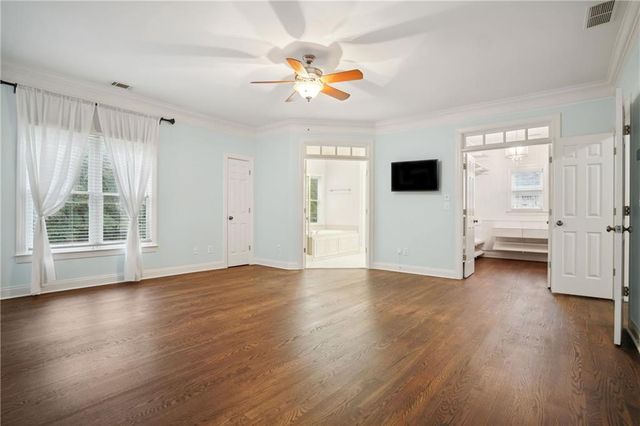 1064 Standard NE Drive, Brookhaven, GA 30319