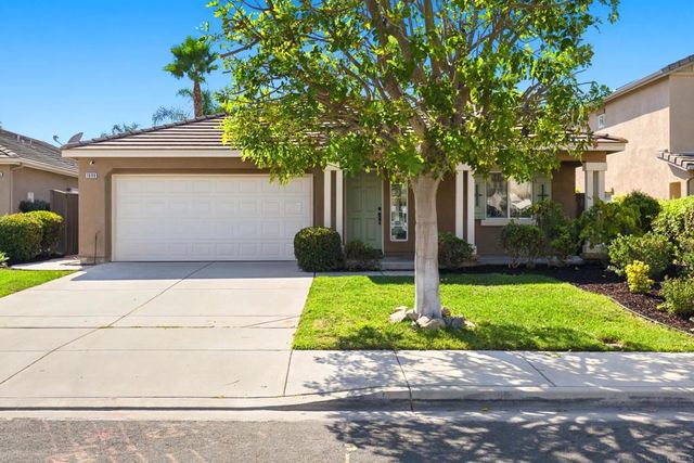 1009 Longfellow Court, Oceanside, CA 92057