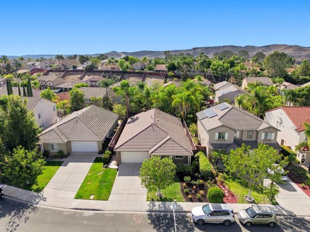 1009 Longfellow Court, Oceanside, CA 92057