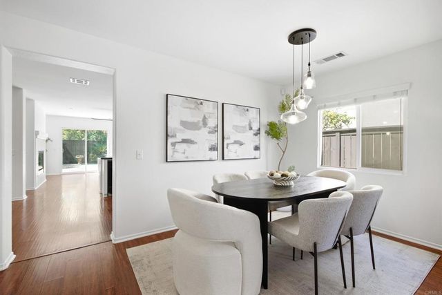 1009 Longfellow Court, Oceanside, CA 92057